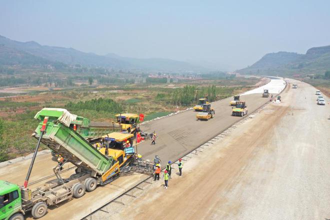 四川旭瑞公司公路工程